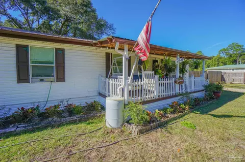 4349 Lindsey Ln, Pace, FL 32571 photo 5