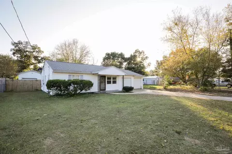 4655 Kimberly Dr, Pensacola, FL 32526