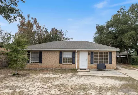 4664 Geneva Dr, Pensacola, FL 32526