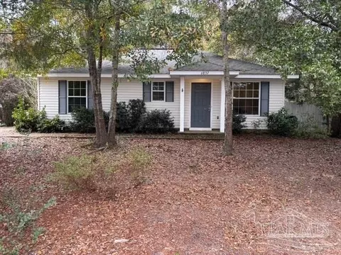 6837 Old West Ln, Milton, FL 32570