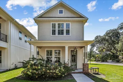 1301 E Lakeview Ave, Pensacola, FL 32503