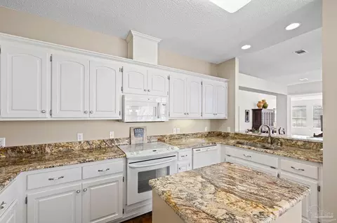 Kitchen - 3209 Kingsmill Dr, Pace, FL 32571 photo 1 of 4