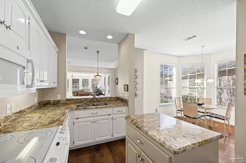 Kitchen - 3209 Kingsmill Dr, Pace, FL 32571 photo 3 of 4
