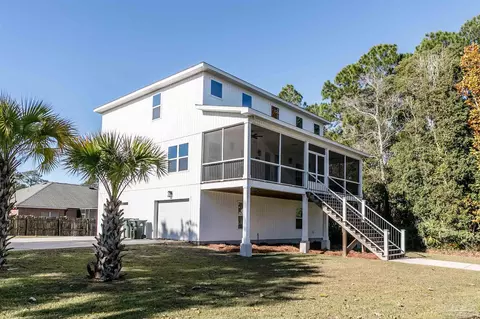 935 Paradise Beach Cir, Pensacola, FL 32506