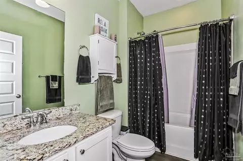 Bath - 5752 Conley Ct, Pace, FL 32571 photo 4 of 4