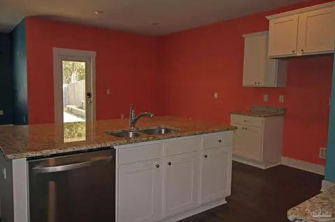 Kitchen - 5752 Conley Ct, Pace, FL 32571 photo 5 of 5