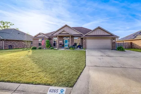 Exterior - 6265 Ithaca St, Milton, FL 32570 photo 2 of 24