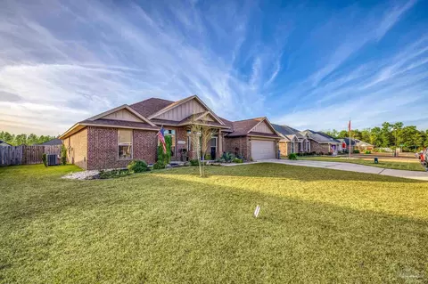 Exterior - 6265 Ithaca St, Milton, FL 32570 photo 20 of 24