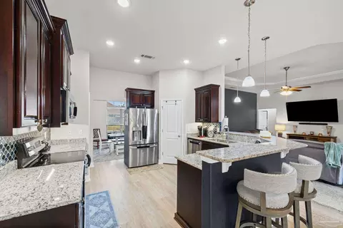 Kitchen - 6265 Ithaca St, Milton, FL 32570 photo 1 of 6