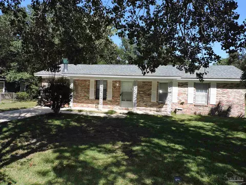 6970 Woodley Dr, Pensacola, FL 32503