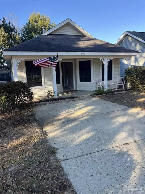192 Wildflower Ln, Pensacola, FL 32514