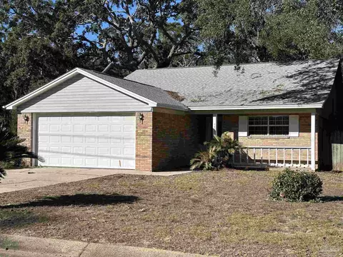 7412 St James Pl, Pensacola, FL 32506