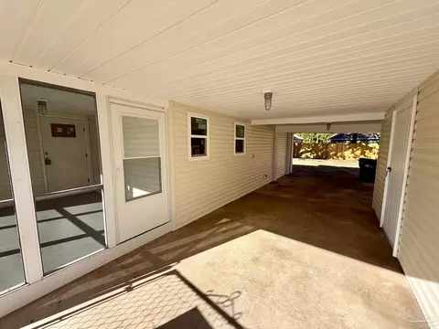 Exterior - 130 Sikes Dr, Crestview, FL 32539 photo 2 of 5