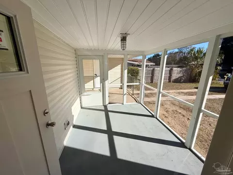 Exterior - 130 Sikes Dr, Crestview, FL 32539 photo 5 of 5