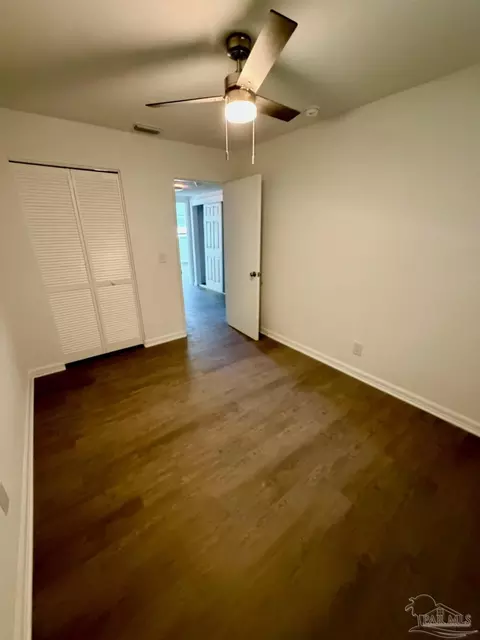 Bedroom - 130 Sikes Dr, Crestview, FL 32539 photo 1 of 3