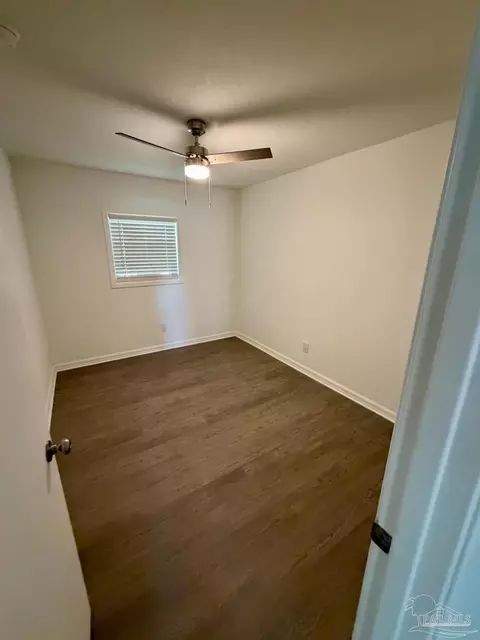 Bedroom - 130 Sikes Dr, Crestview, FL 32539 photo 2 of 3