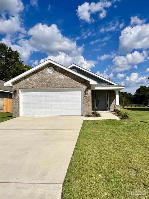 3347 Bliss Ln #7E, Cantonment, FL 32533