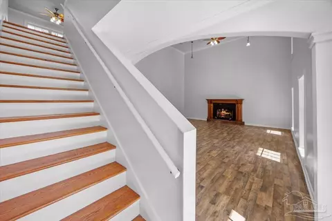 Entry Way - 2099 Garcon Point Rd, Milton, FL 32583 photo 2 of 7