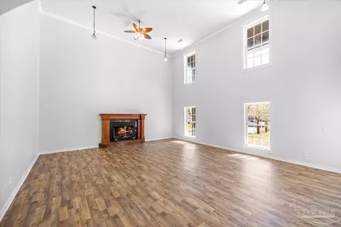 Living - 2099 Garcon Point Rd, Milton, FL 32583 photo 5 of 9