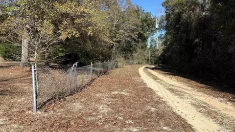 340 Cotton Creek Rd, Mcdavid, FL 32568 photo 3