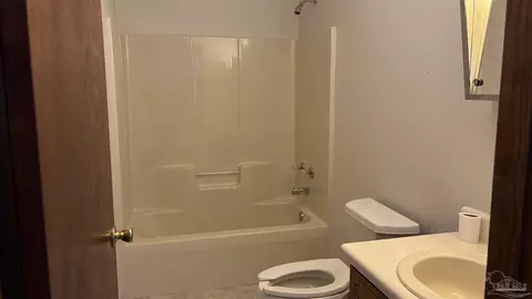 340 Cotton Creek Rd, Mcdavid, FL 32568 photo 8