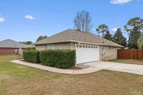 Exterior - 5692 Als Way, Milton, FL 32583 photo 4 of 23