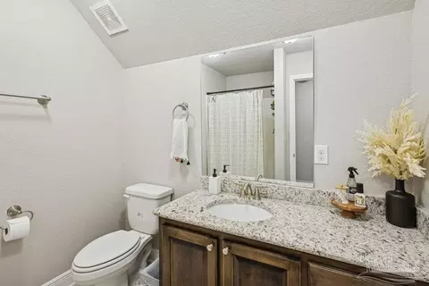 Bath - 5392 Parkside Dr, Pace, FL 32571 photo 5 of 5