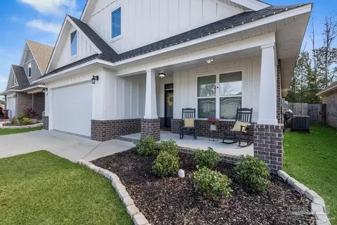 Exterior - 5392 Parkside Dr, Pace, FL 32571 photo 2 of 6