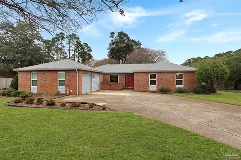2909 Browder St, Gulf Breeze, FL 32563