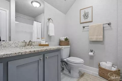 Bath - 3838 Ranch Rd, Pace, FL 32571 photo 5 of 8