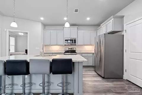 Kitchen - 3838 Ranch Rd, Pace, FL 32571 photo 3 of 6