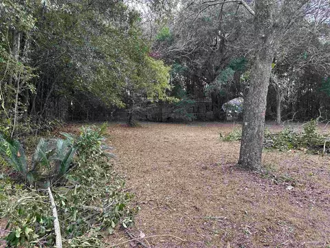 4809 Hawkins Dr, Pace, FL 32571 photo 4