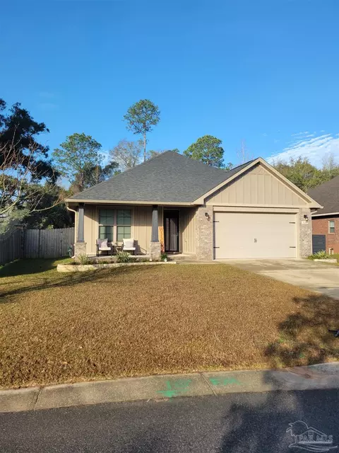 5185 Parkside Dr, Pace, FL 32571