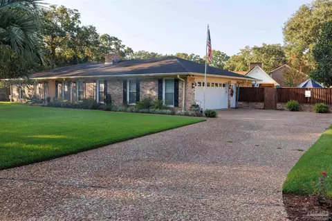 1240 Northbrook Dr, Pensacola, FL 32504
