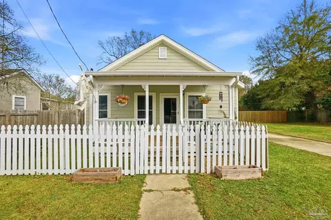 402 Front St, Century, FL 32535 photo 48