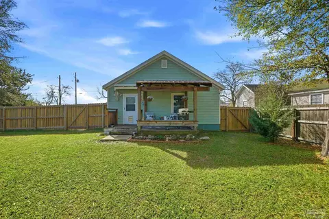 402 Front St, Century, FL 32535 photo 42