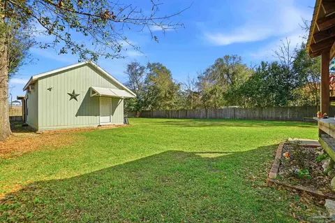 402 Front St, Century, FL 32535 photo 41