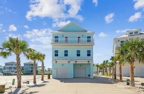7382 Grand Navarre Blvd, Navarre Beach, FL 32566