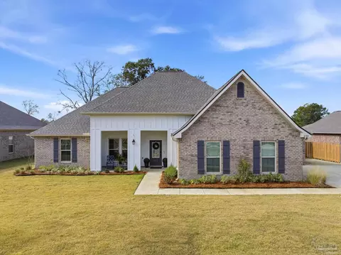 2755 Trestle Way, Cantonment, FL 32533