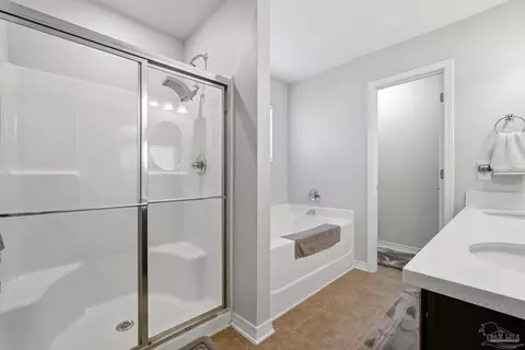 Bath - 5684 Peach Dr, Pace, FL 32571 photo 1 of 3