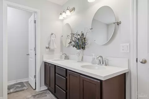 Bath - 5684 Peach Dr, Pace, FL 32571 photo 2 of 3