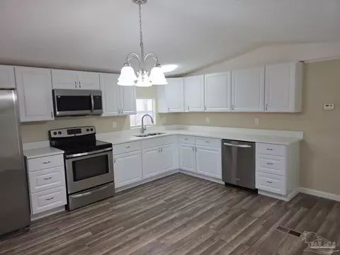 5316 Yancy Dr, Pace, FL 32571 photo 3