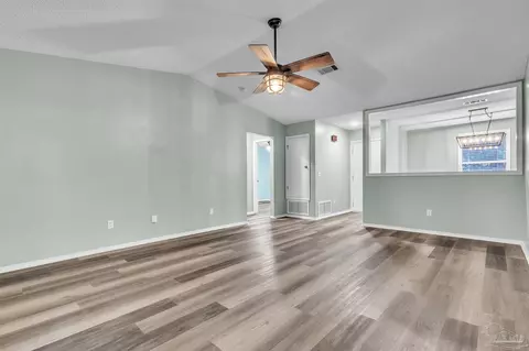 Living - 4331 Chantilly Way, Milton, FL 32583 photo 3 of 4