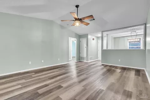 Living - 4331 Chantilly Way, Milton, FL 32583 photo 4 of 4