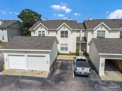 601 Burgess Rd #J2, Pensacola, FL 32503