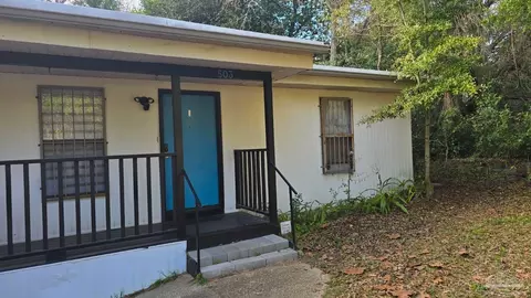503 Shoemaker St, Pensacola, FL 32505