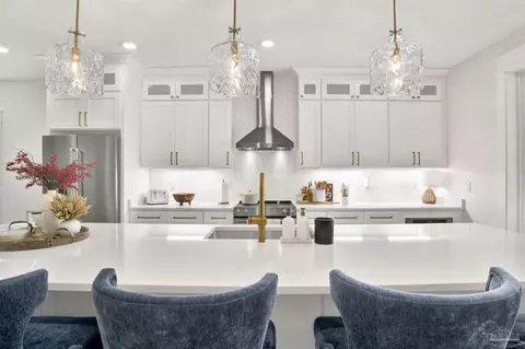 Kitchen - 7746 River Rd, Milton, FL 32583 photo 6 of 7