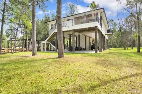 Exterior - 7746 River Rd, Milton, FL 32583 photo 8 of 8