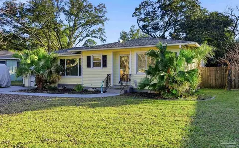 3215 Bayou Dr, Pensacola, FL 32505