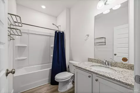 Bath - 4074 Blaney Ln, Pace, FL 32571 photo 1 of 1